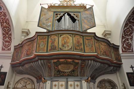 l'ensemble peint de l'orgue Crudeli de Speloncato