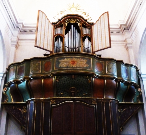 orgue de Corbara tribune et buffet.jpg
